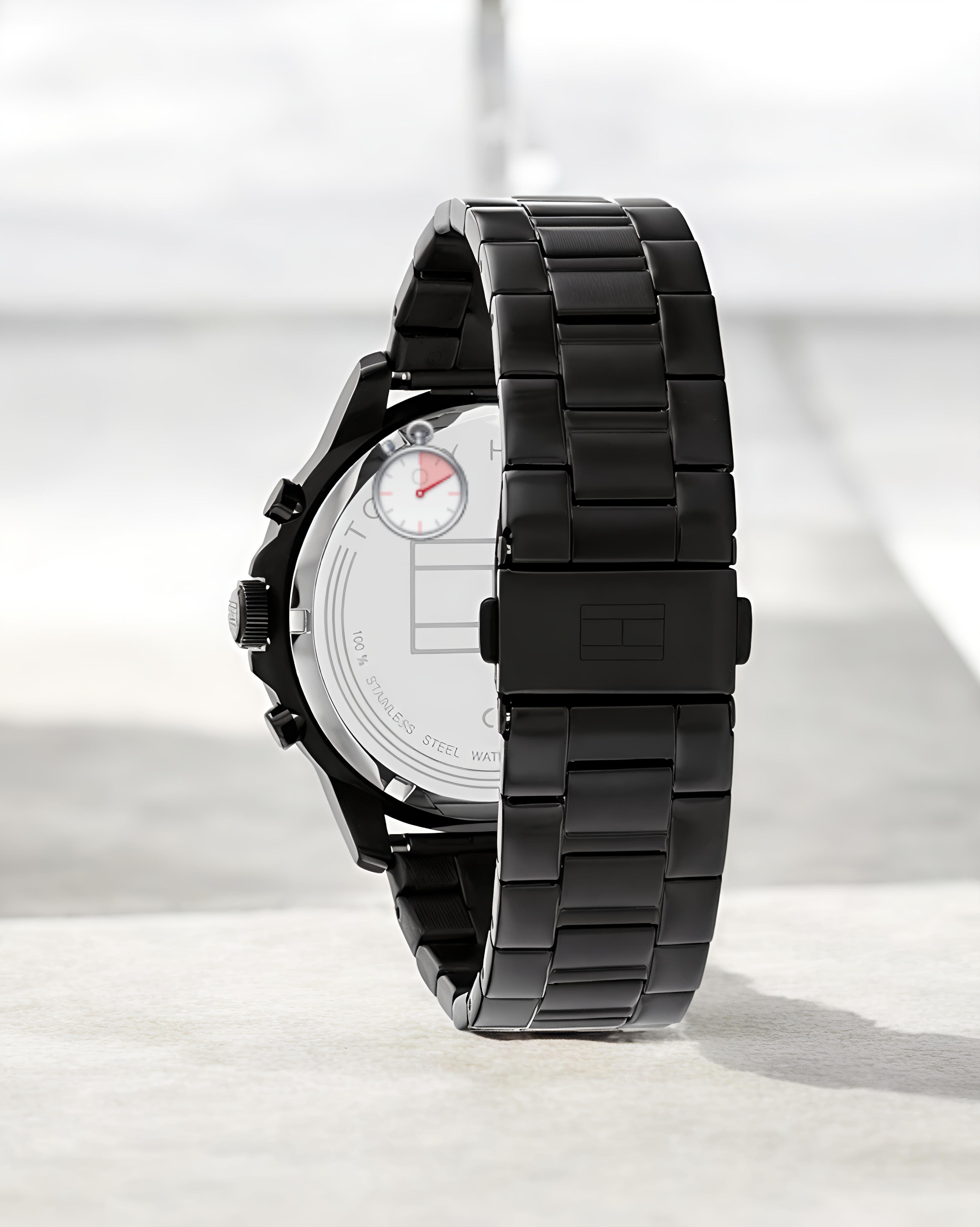 Tom-my Hilfig-er Men Black Dial Analog Watch