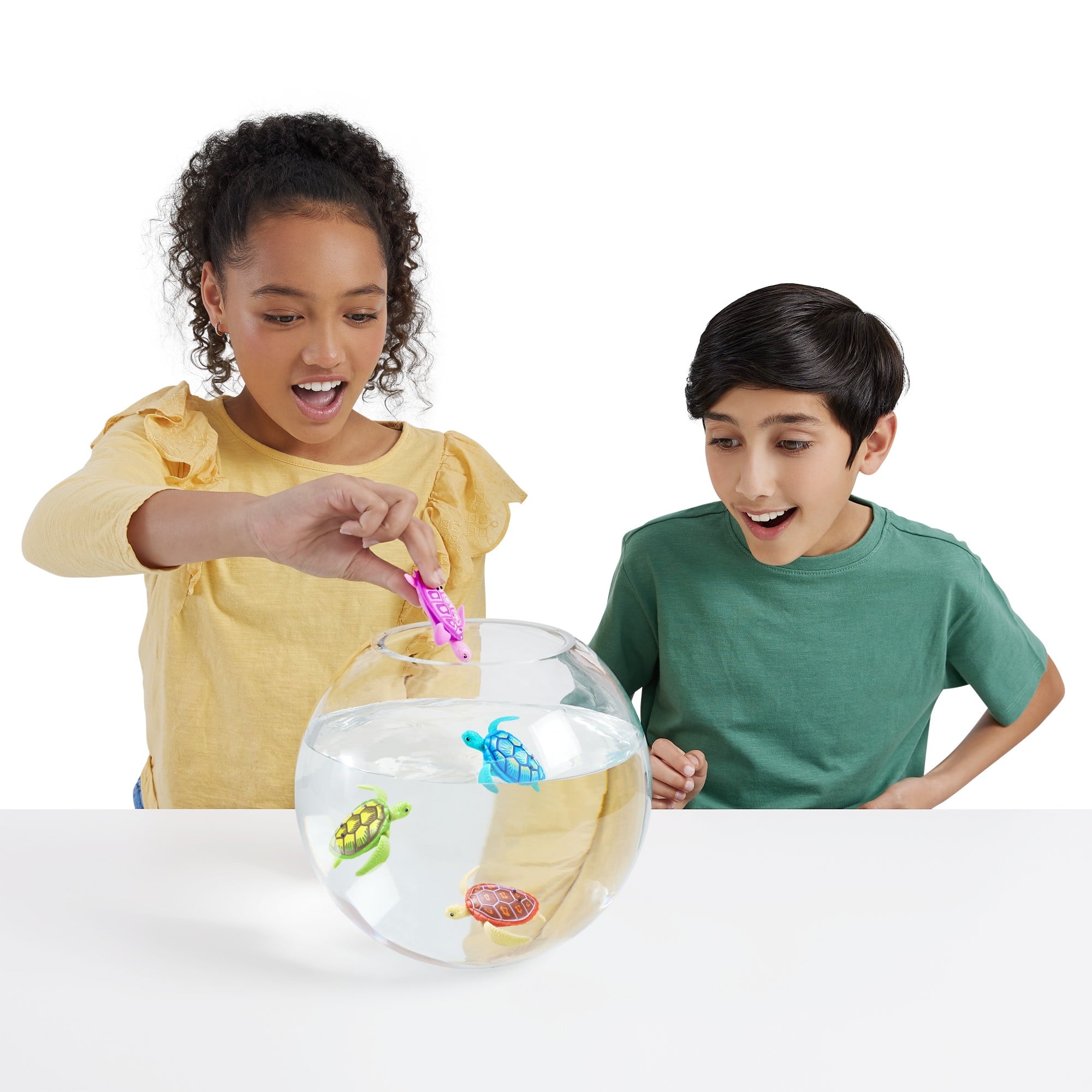 AquaMagic™ Instant Robotic Fish Aquarium